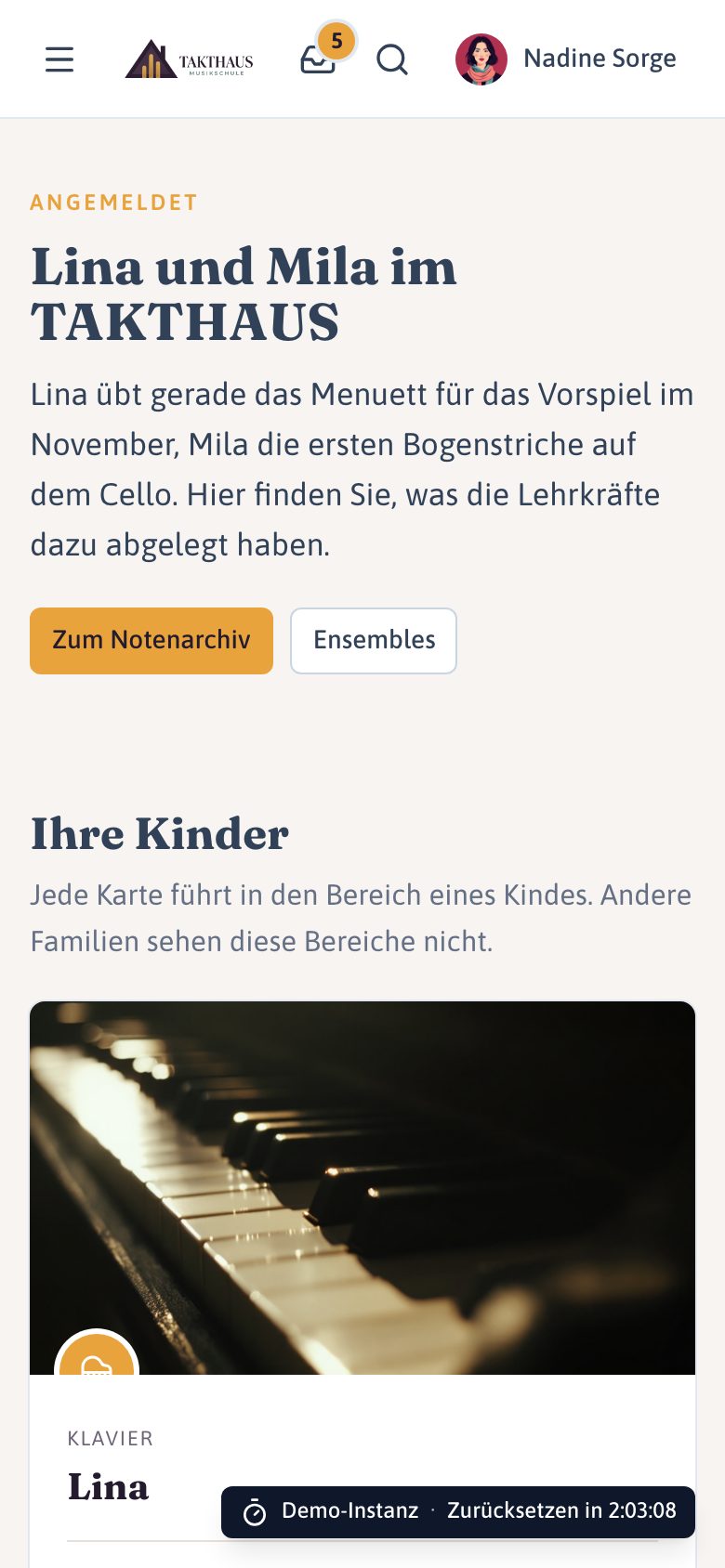 Startseite der Demo TAKTHAUS auf einem Telefon, Ansicht eines Elternteils